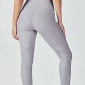 Fabletics High-Waisted Powerhold 7/8 M